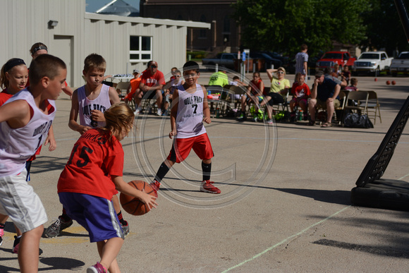 3 on 3 basketball Vetch Days Elgin Review 2015 Dennis0477