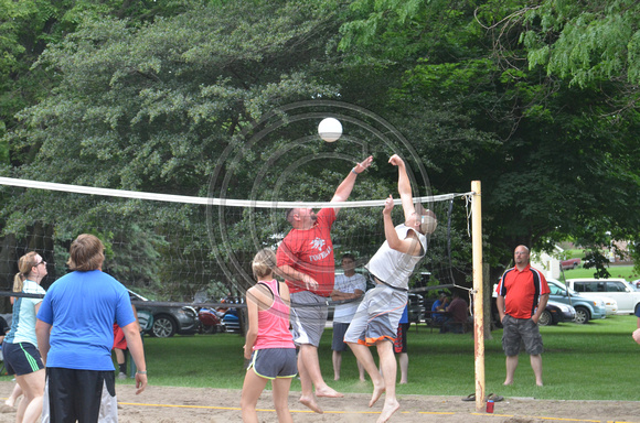 Vetch Days BBQ Sand Volleyball Elgin Review 2015 Dennis3188