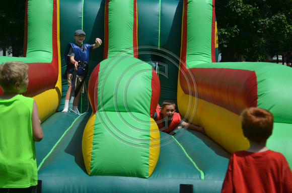 Vetch Days pool inflatables Elgin Review 20151816