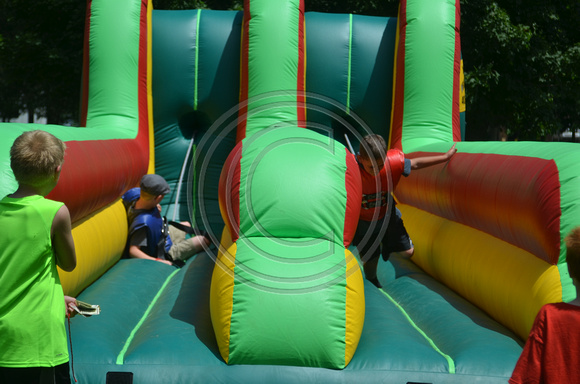 Vetch Days pool inflatables Elgin Review 20151828 copy