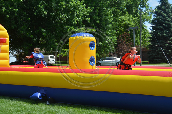 Vetch Days pool inflatables Elgin Review 20151885 copy