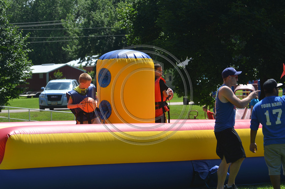 Vetch Days pool inflatables Elgin Review 20152090
