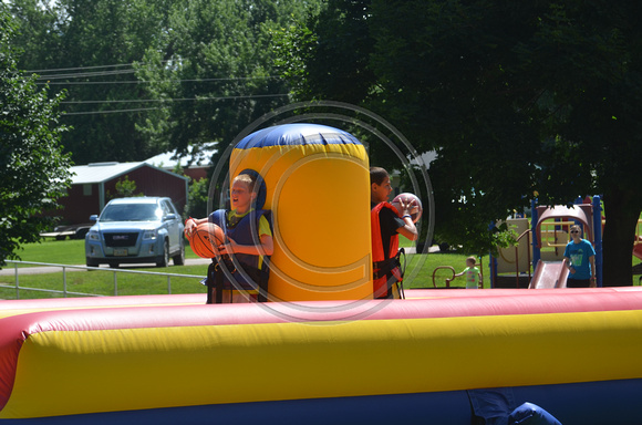 Vetch Days pool inflatables Elgin Review 20152098