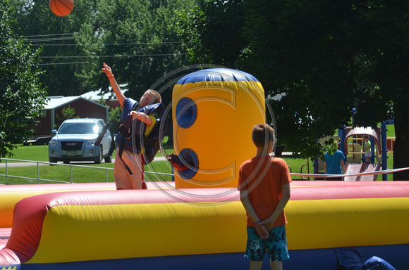Vetch Days pool inflatables Elgin Review 20152120
