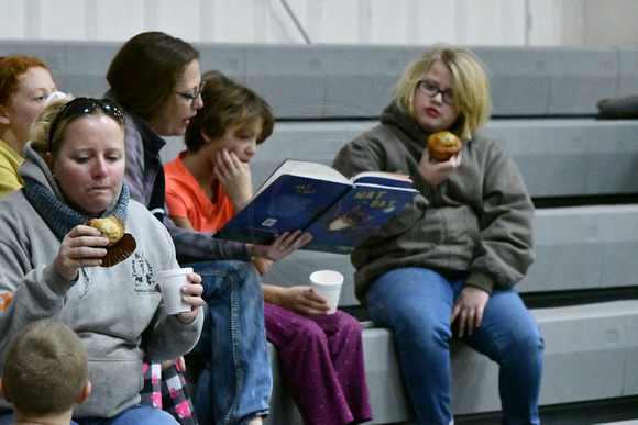 Muffins with Moms EPS Elgin Public Pope John Elgin Nebraska Antelope County news Elgin Review 2022_2104