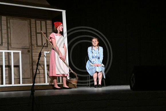 PJCC Musical Wizard of Oz Elgin Public Pope John EPPJ Wolfpack  Elgin Nebraska Antelope County Nebraska news Elgin Review 2024_0330