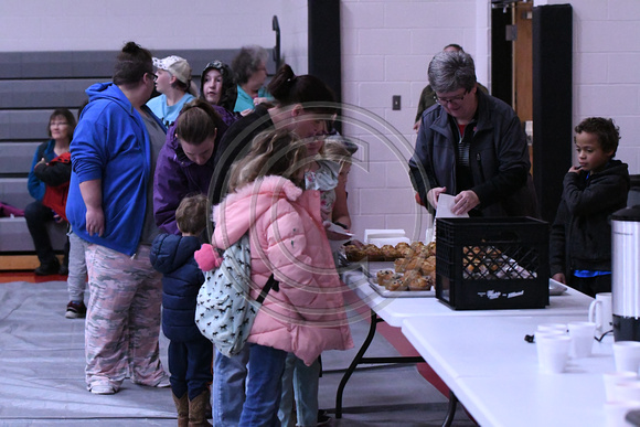 Elgin Public School EPS Muffins with Moms Elgin Nebraska Antelope County news Elgin Review 20215112