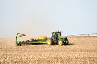 Corn planting John Deere Keith Heithoff Elgin Nebraska Antelope County Nebraska news Elgin Review 2020_9611