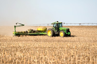 Corn planting John Deere Keith Heithoff Elgin Nebraska Antelope County Nebraska news Elgin Review 2020_9613