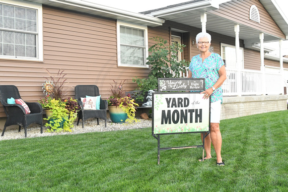 Yard of the Month Young N Lively August Marilyn Reestman Elgin Nebraska Antelope County Nebraska news Elgin Review 2020 _2431