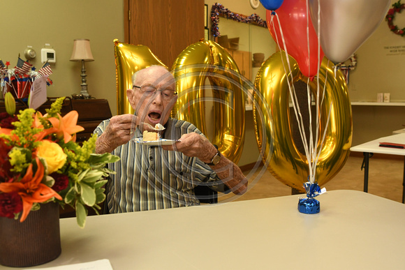 Red Miller 100th birthday Elgin Nebraska Antelope County Nebraska news PJCC EHS Elgin Review 2021_1953
